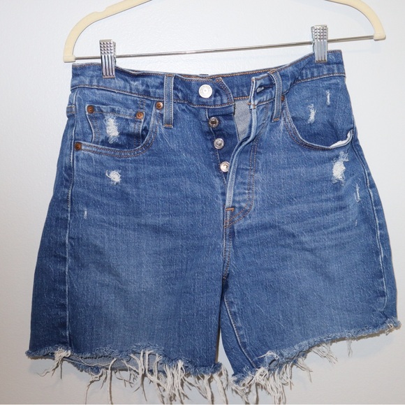Levi Distressed Blue Denim Women Shorts - Picture 1 of 5